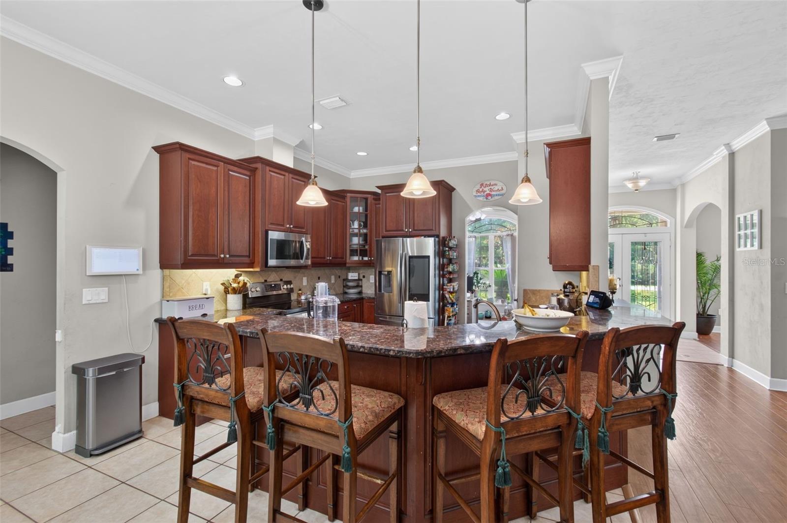 PINE CREST - Residential