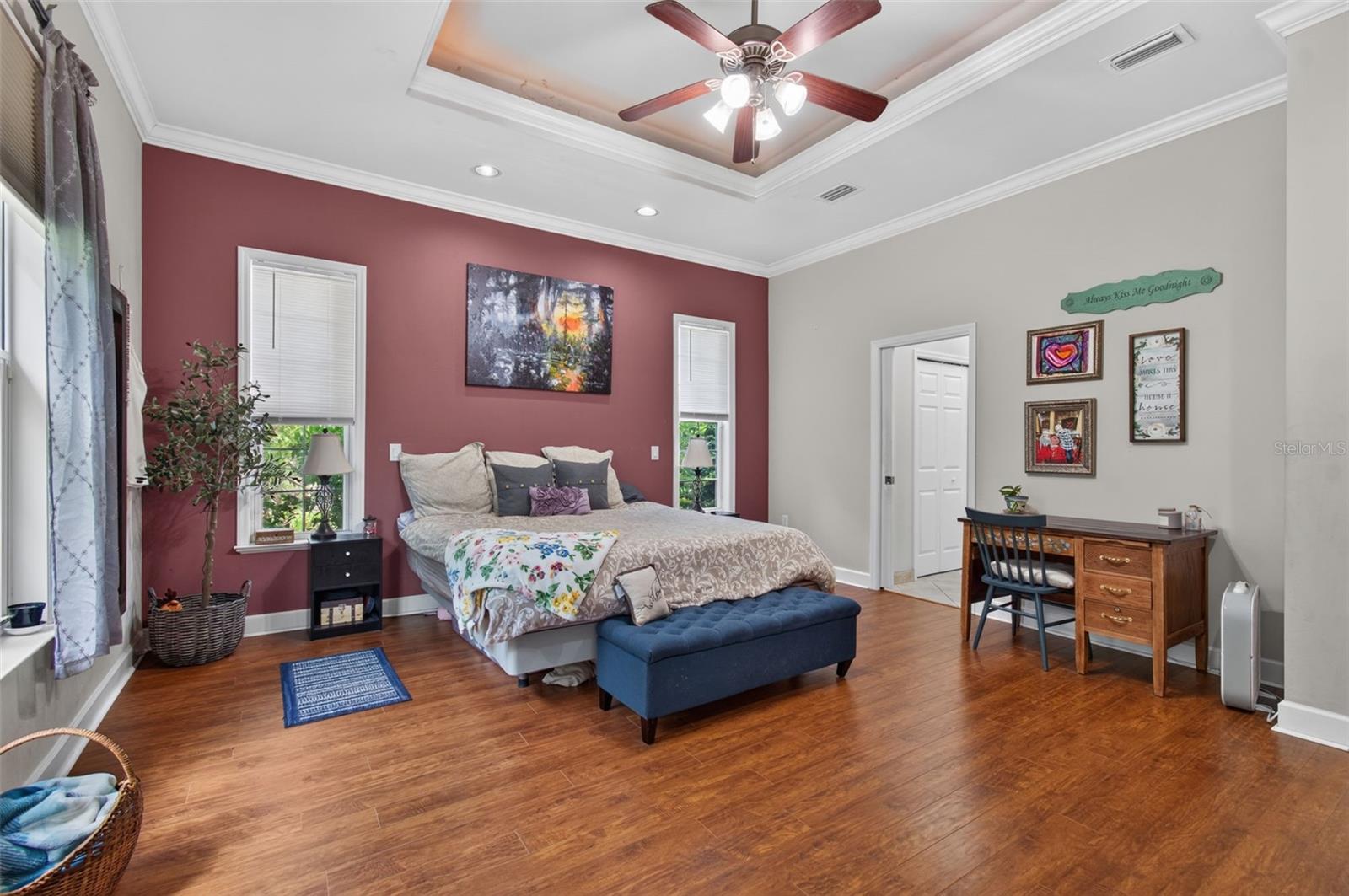 PINE CREST - Residential