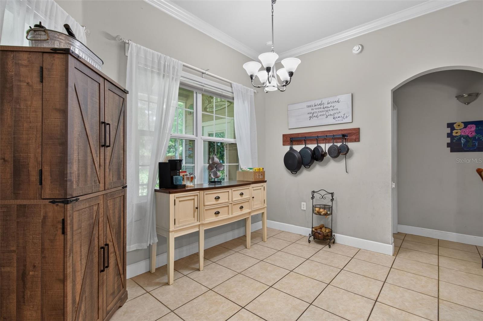 PINE CREST - Residential