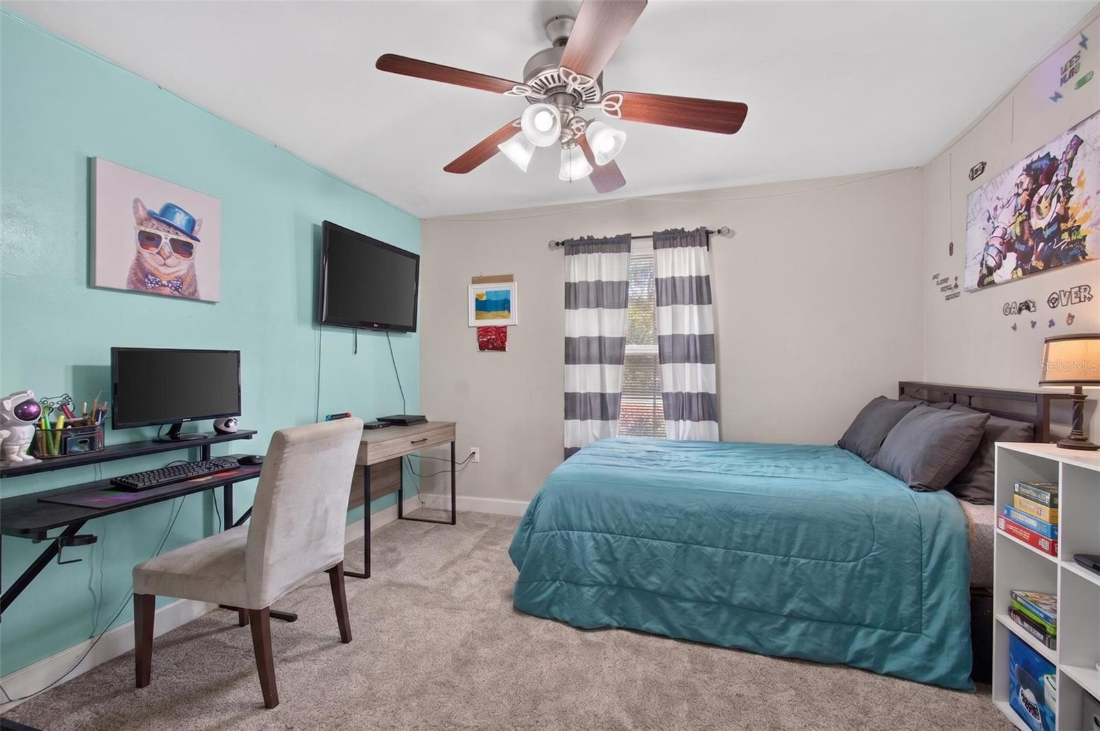 PINE CREST - Residential