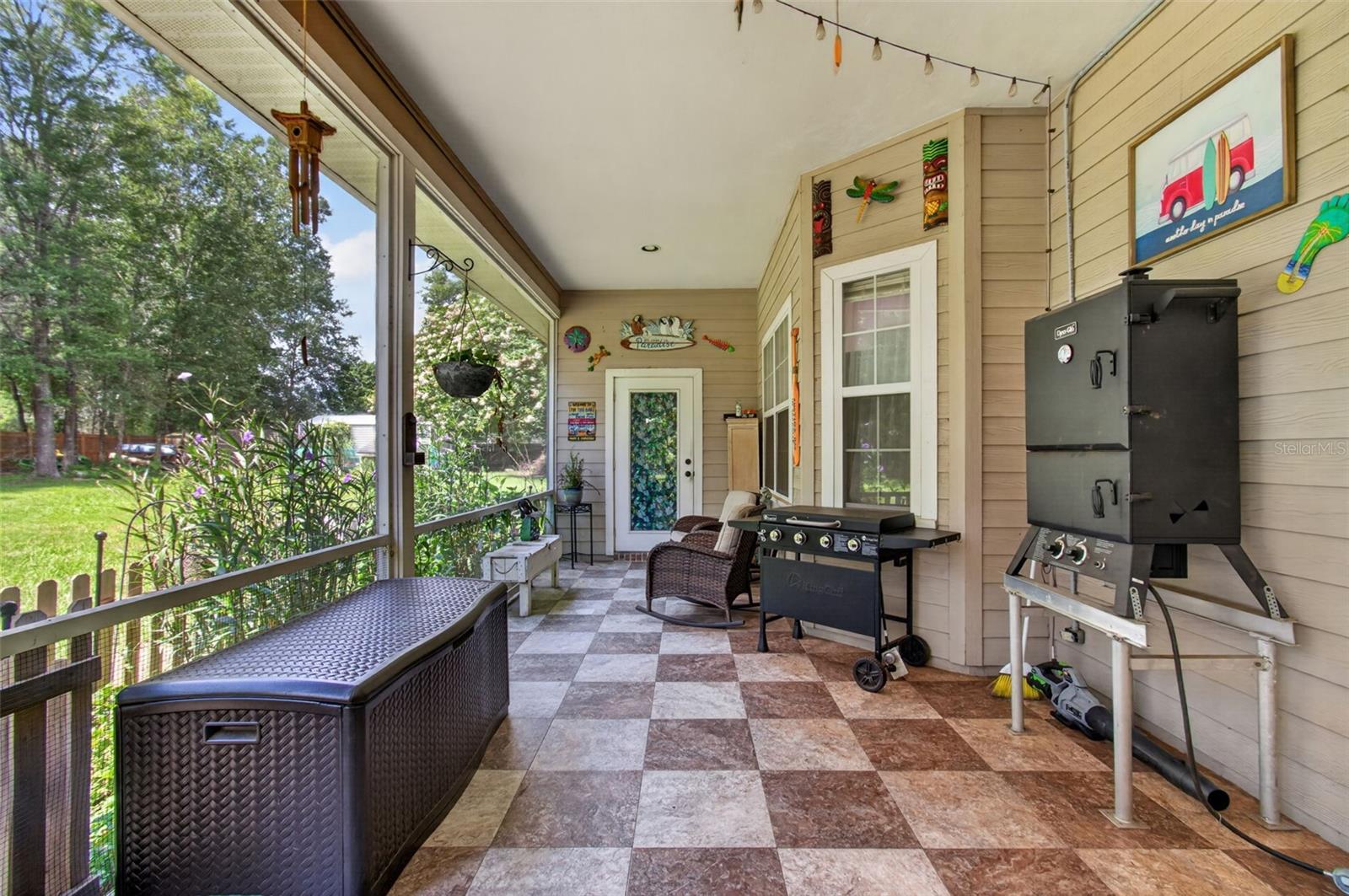 PINE CREST - Residential