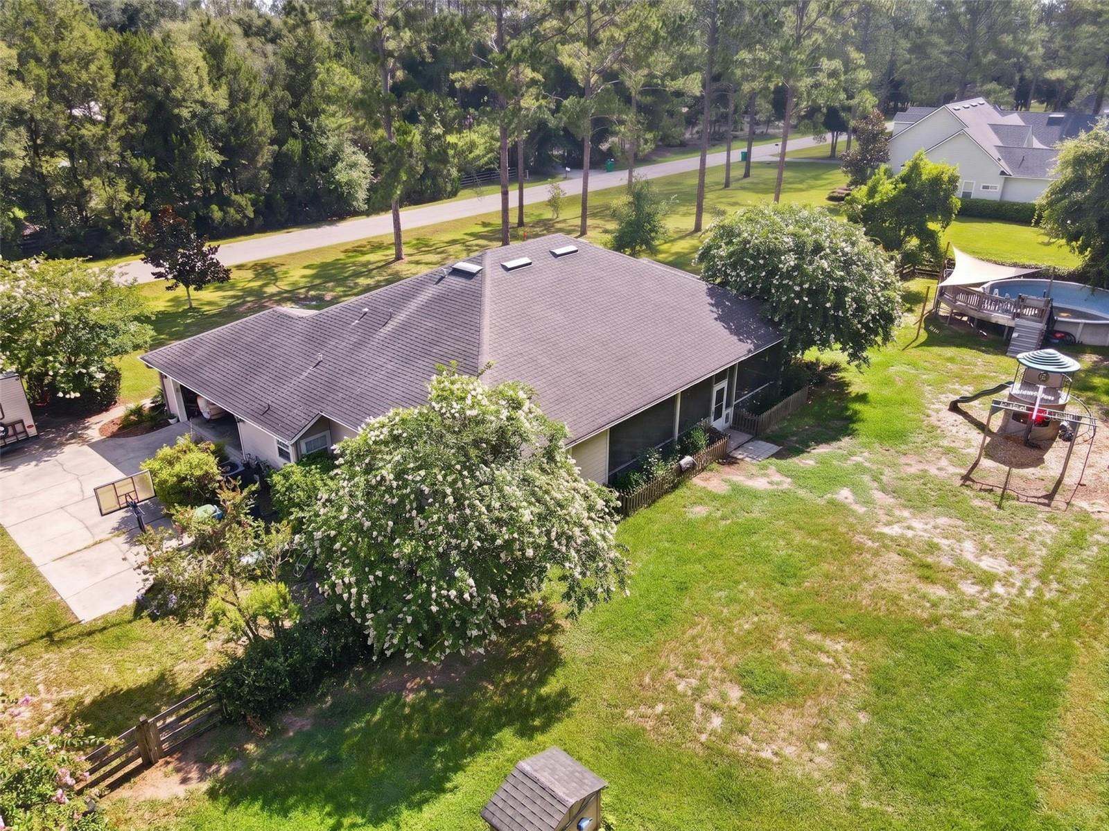PINE CREST - Residential