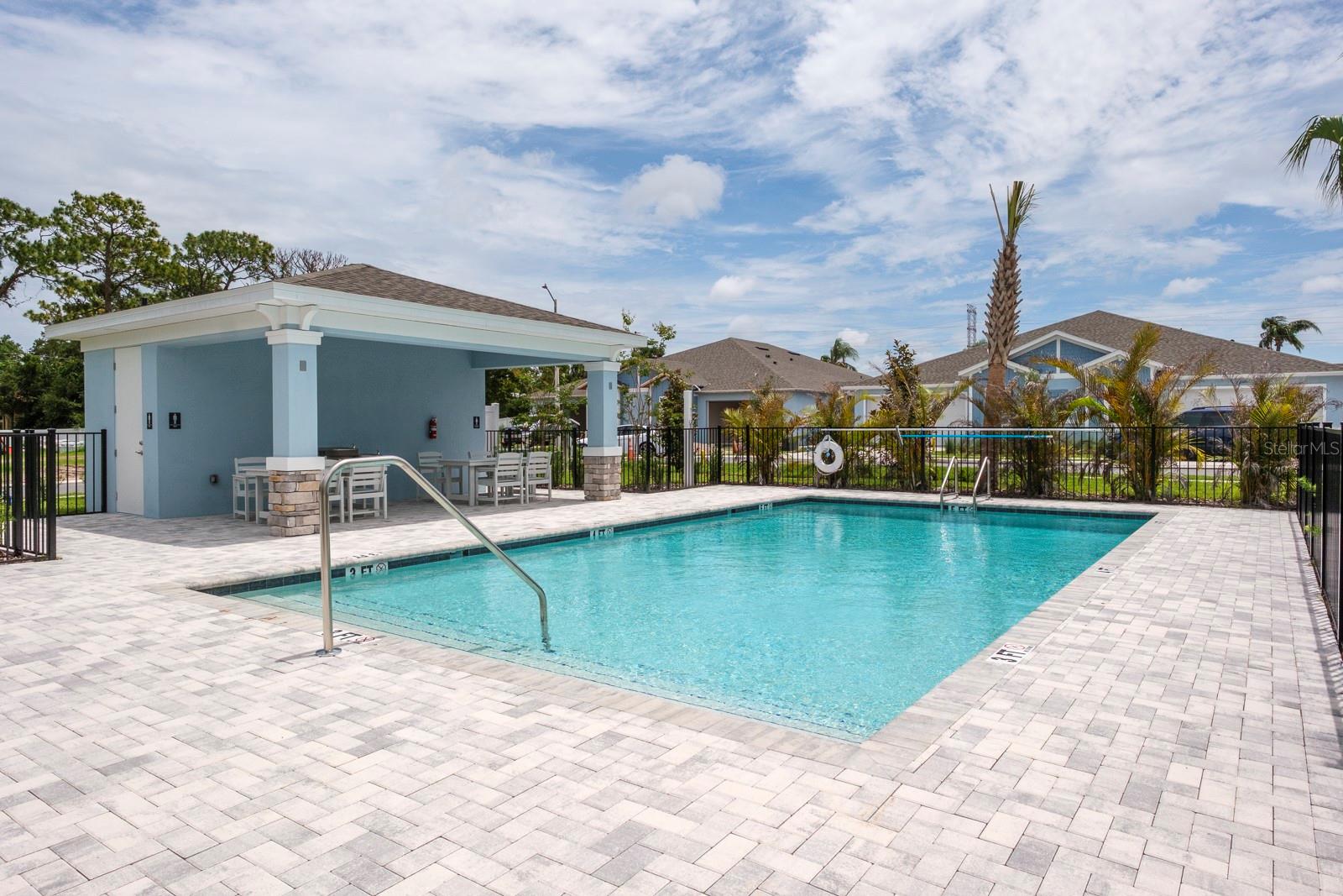 SUMMERSET VILLAS - Residential