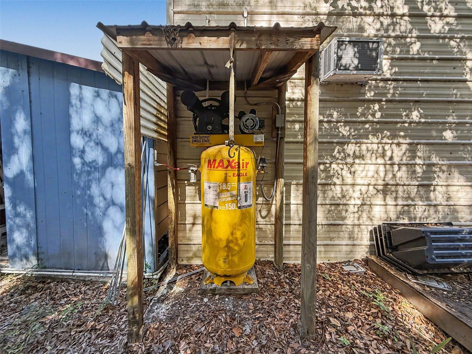GARDEN HILL - Commercial Sale