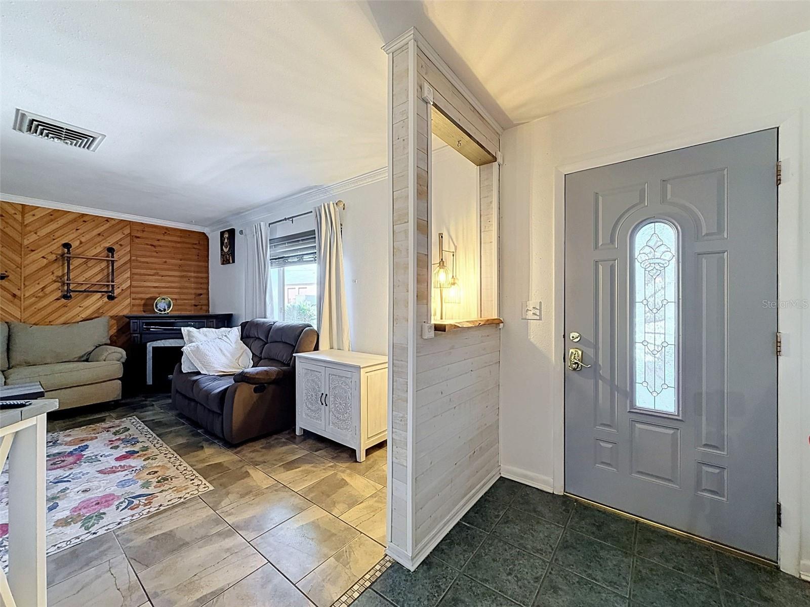 GARDEN HILL - Commercial Sale