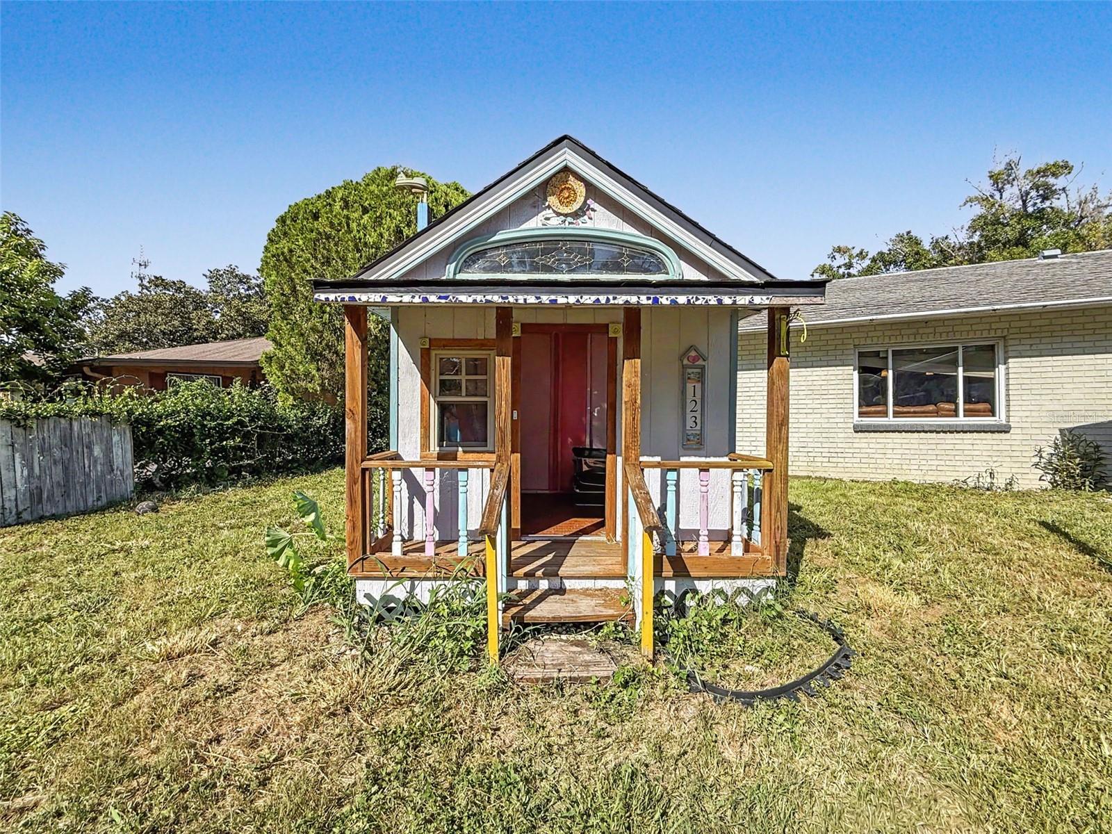 GARDEN HILL - Commercial Sale