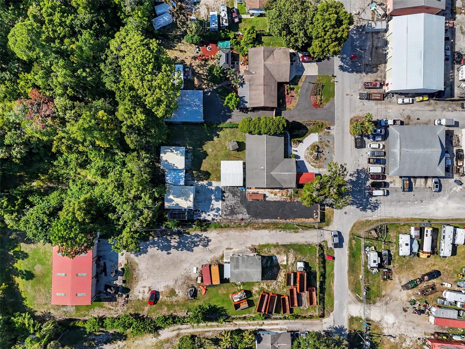GARDEN HILL - Commercial Sale