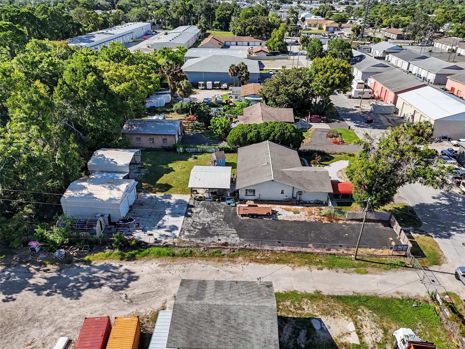 GARDEN HILL - Commercial Sale
