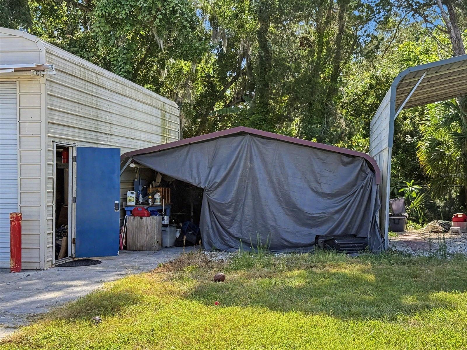 GARDEN HILL - Commercial Sale