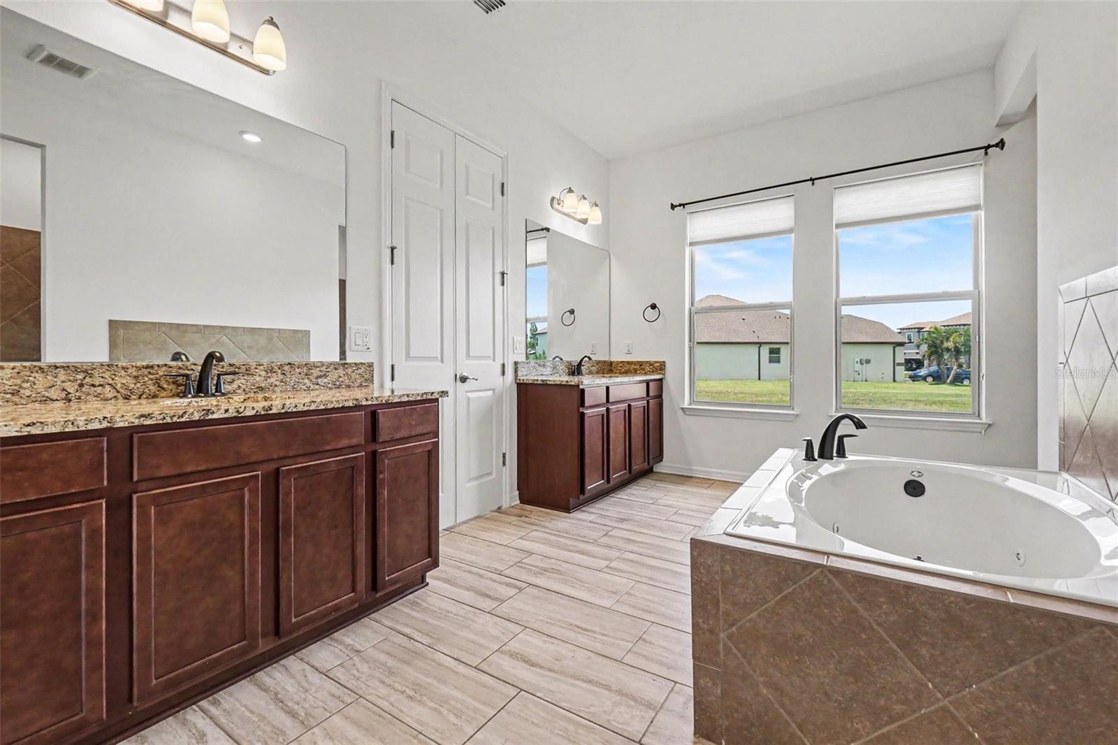 SERENITY CREEK REP OF TR N - Residential