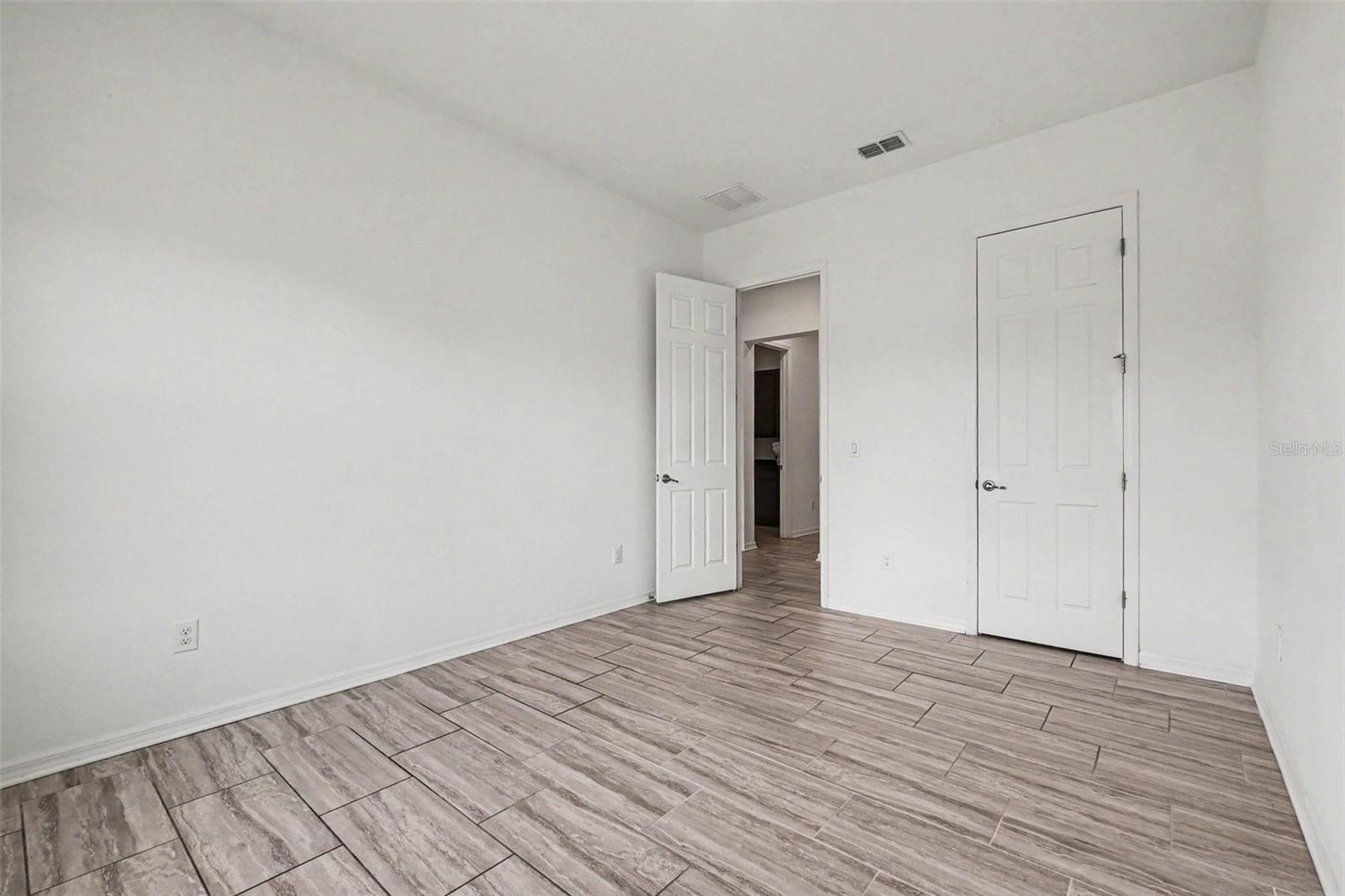 SERENITY CREEK REP OF TR N - Residential
