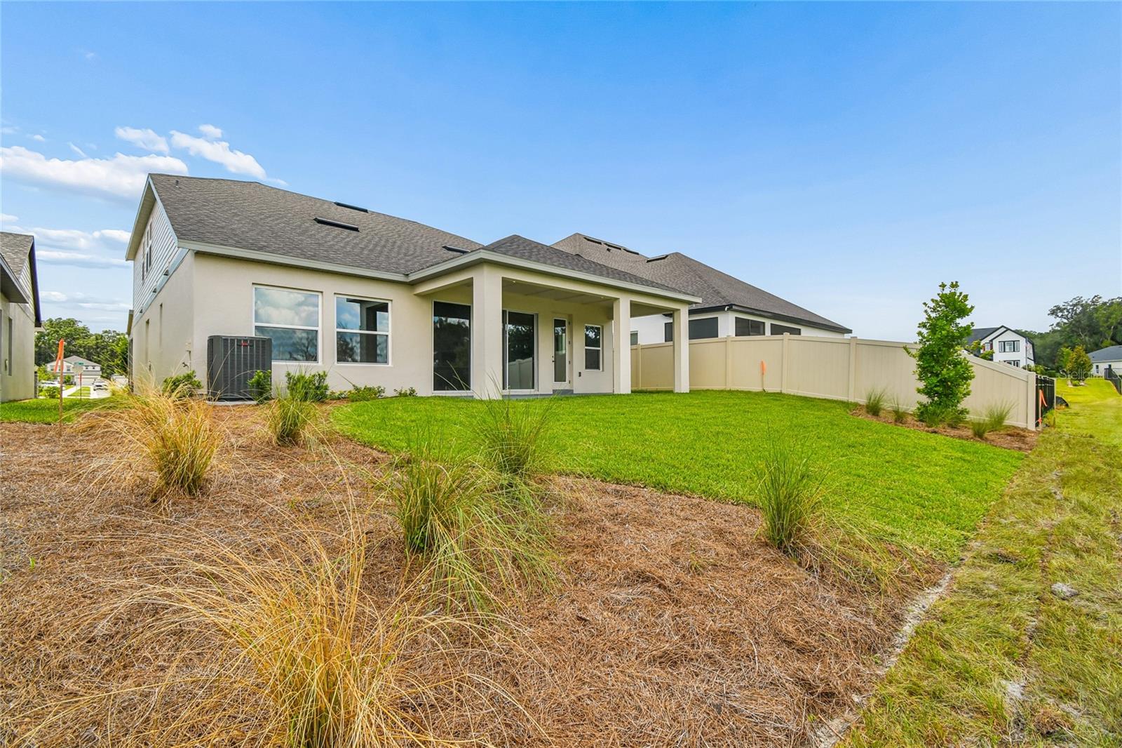 OAKFIELD AT MOUNT DORA - Residential