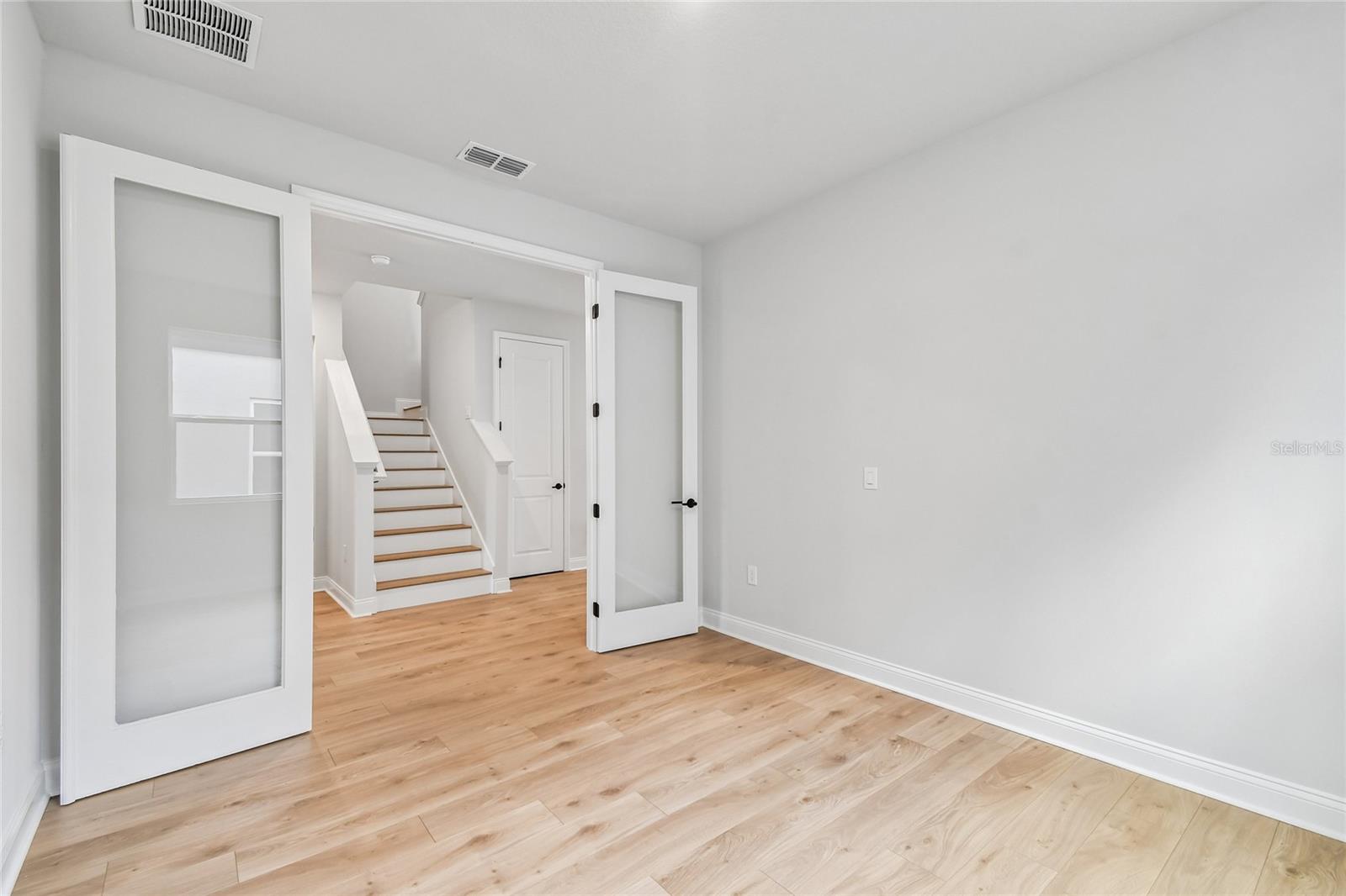 OAKFIELD AT MOUNT DORA - Residential