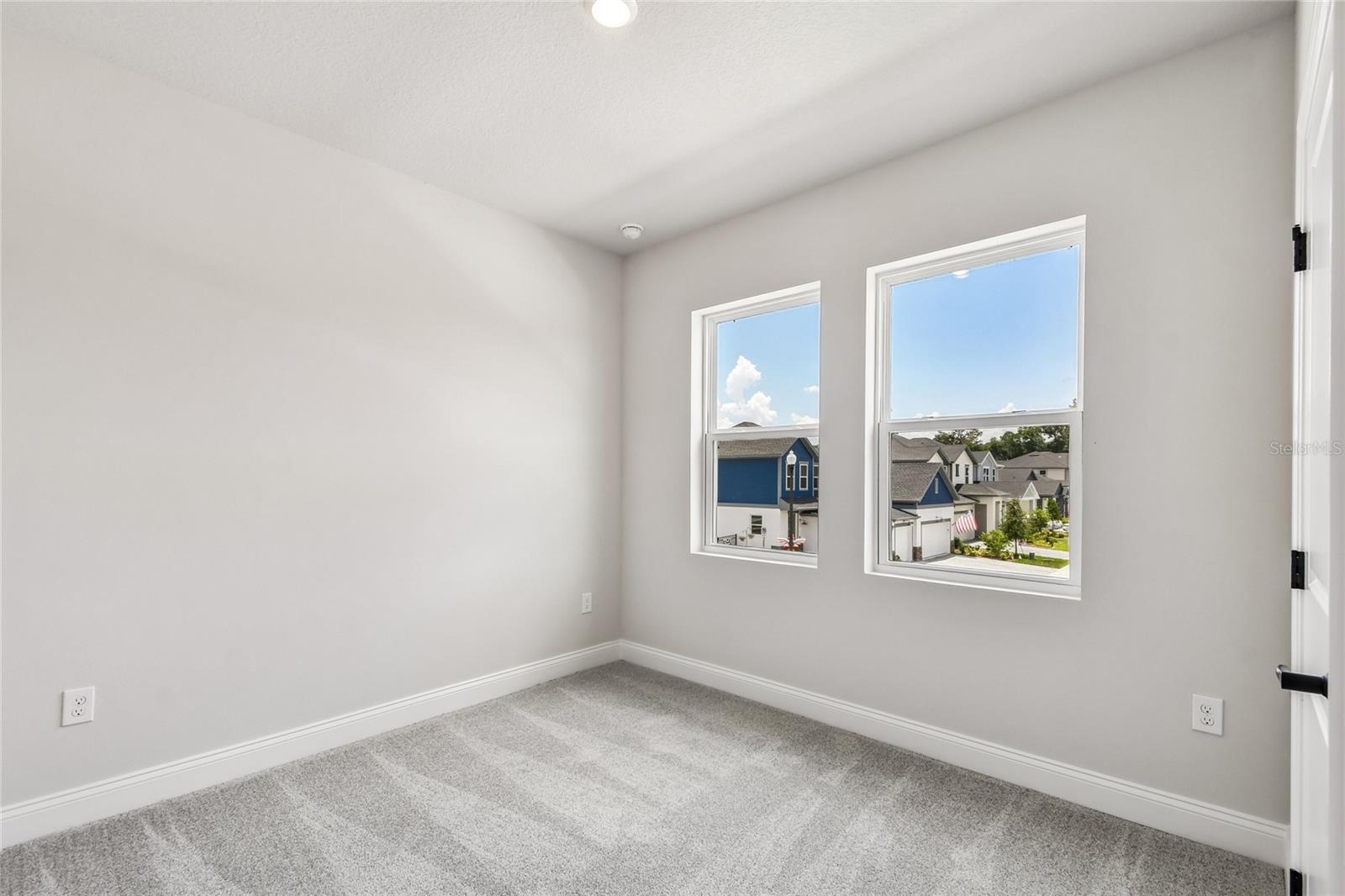 OAKFIELD AT MOUNT DORA - Residential
