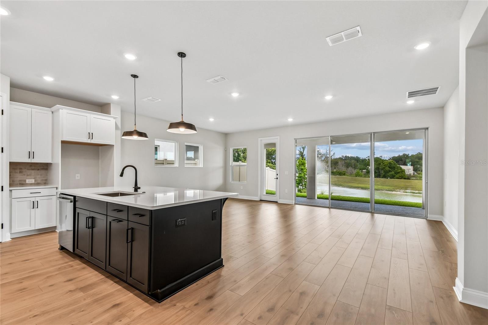 OAKFIELD AT MOUNT DORA - Residential