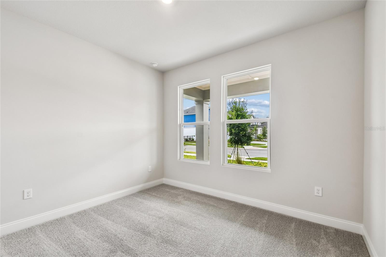OAKFIELD AT MOUNT DORA - Residential