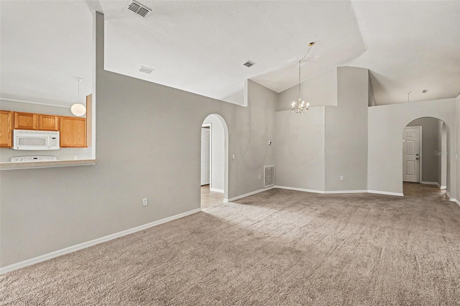 EAGLE PINES VIEW - Residential