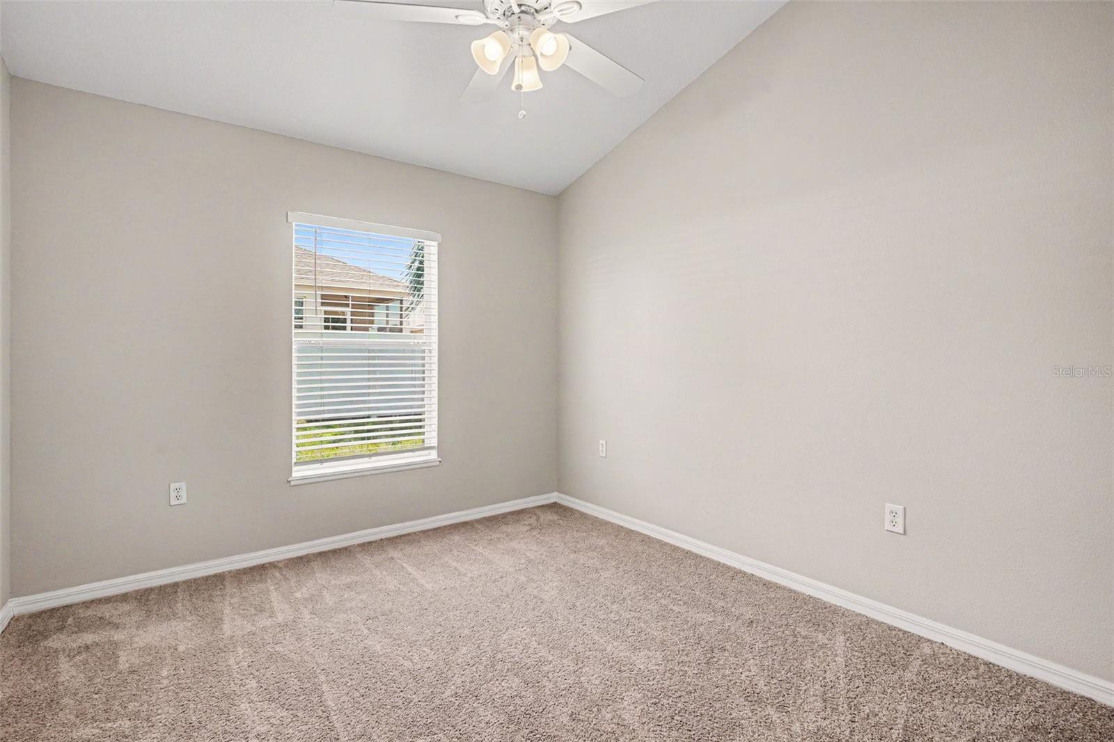 EAGLE PINES VIEW - Residential