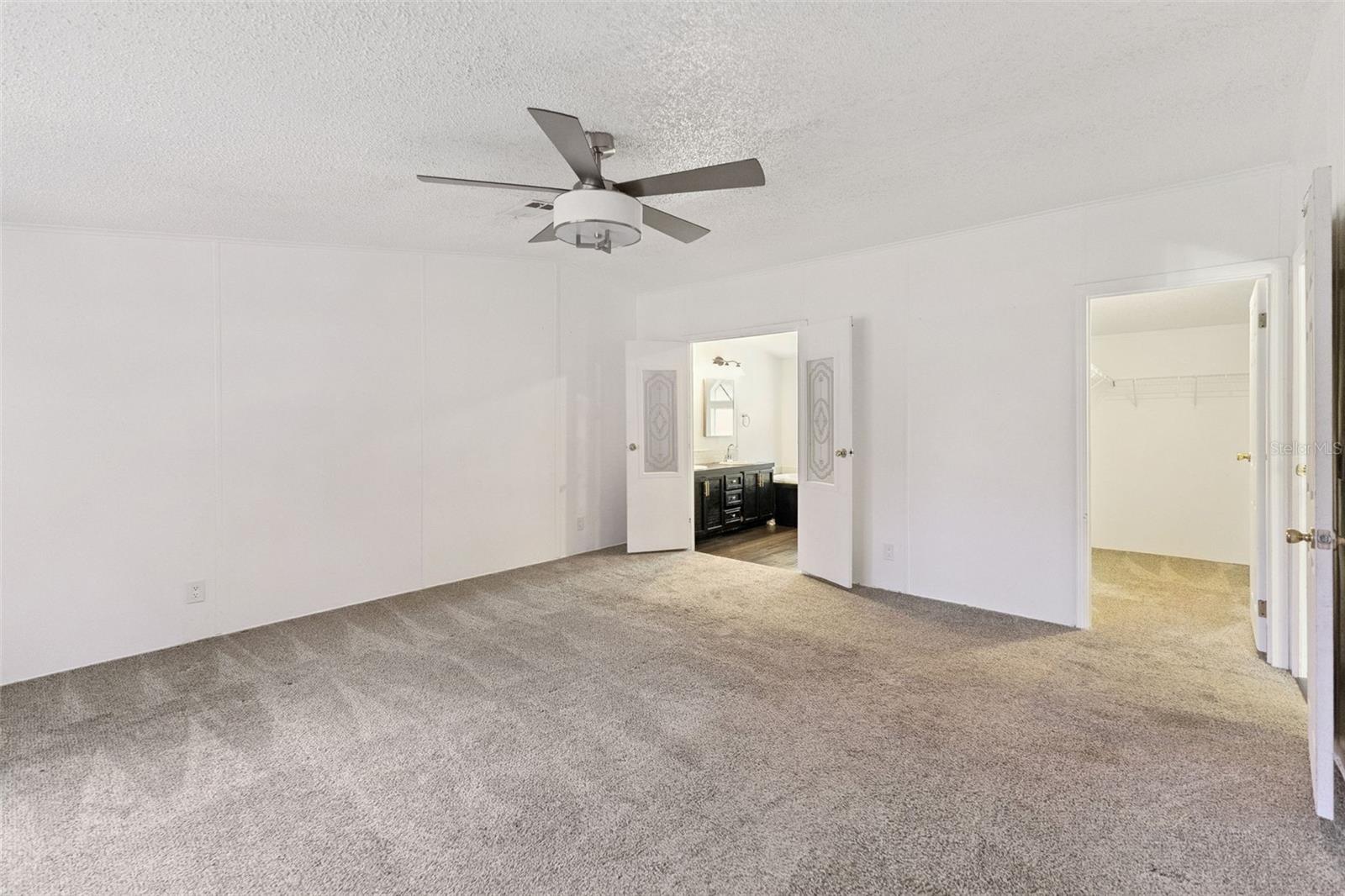 SHADY OAKS - Residential