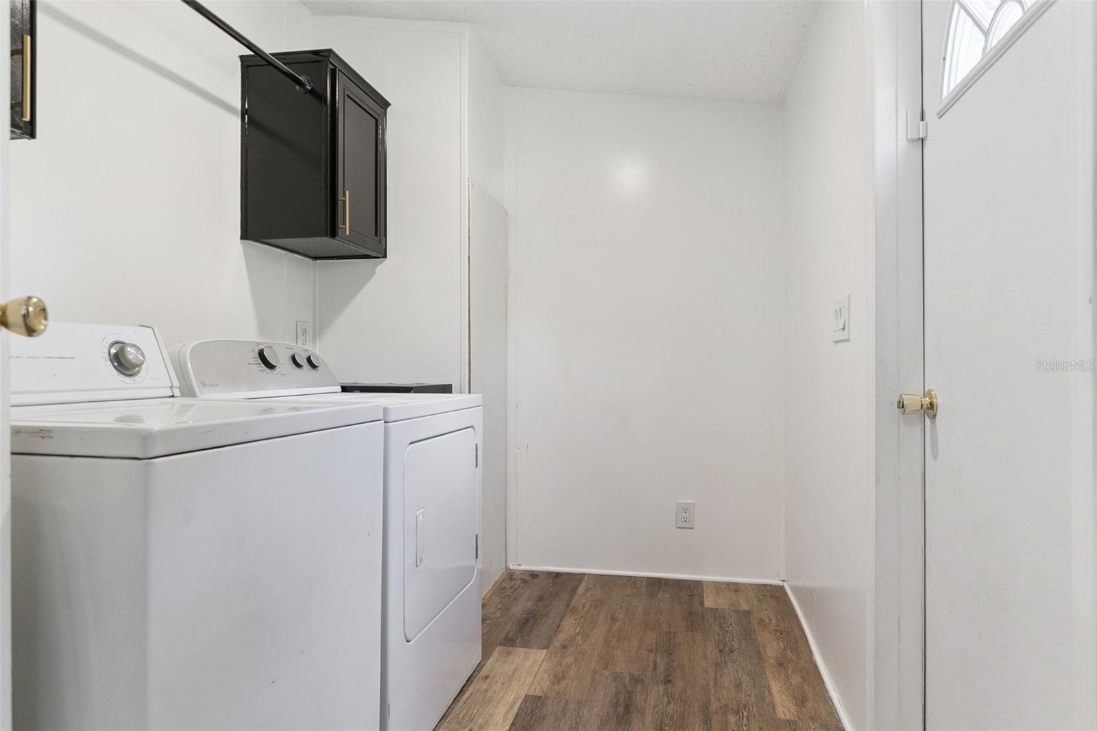 SHADY OAKS - Residential