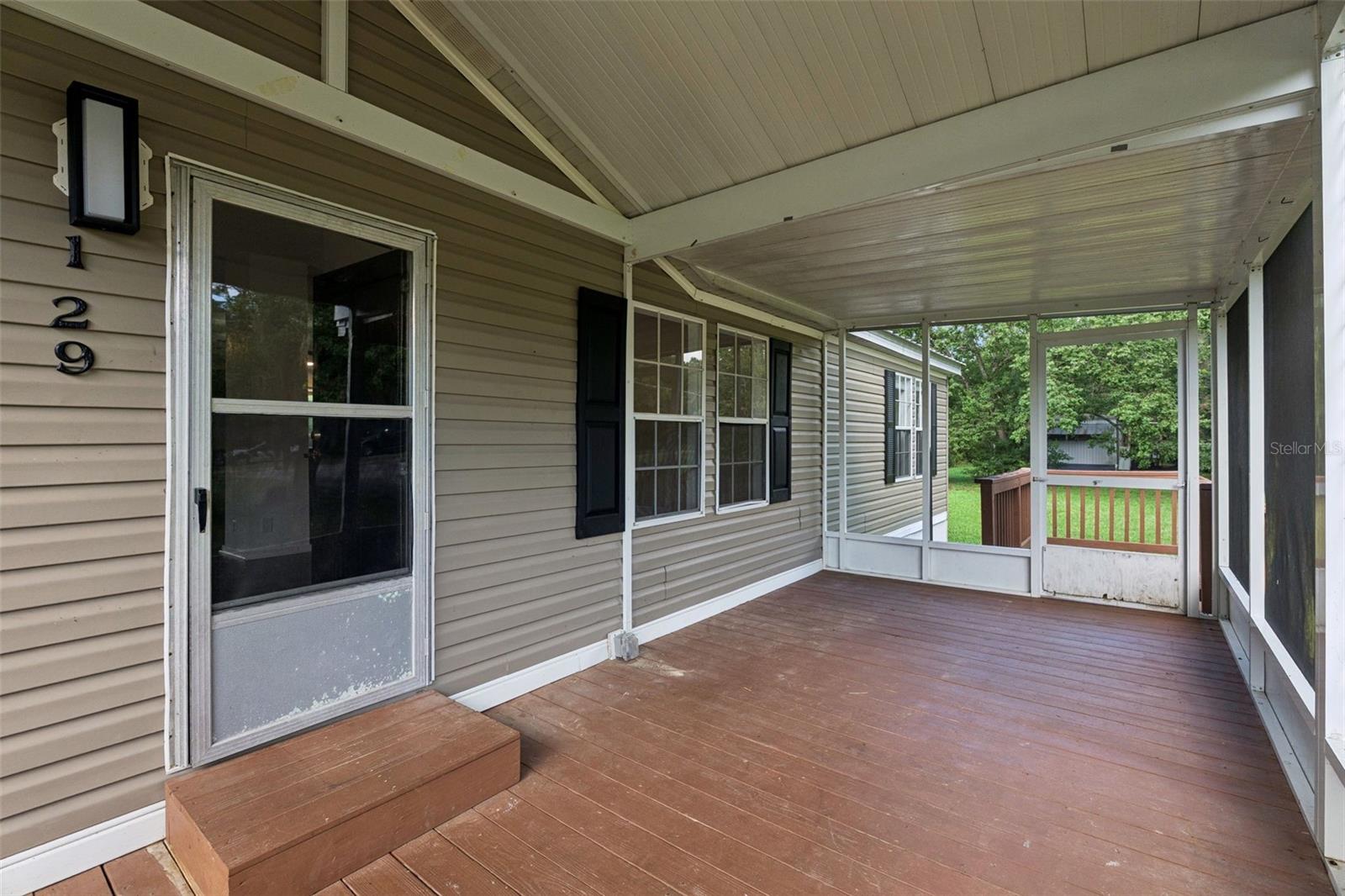 SHADY OAKS - Residential