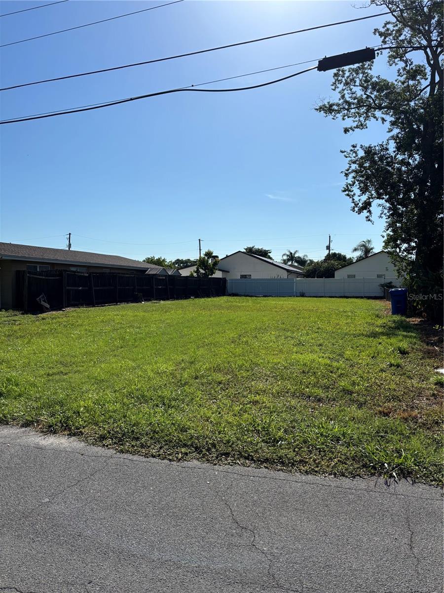 PINECREST VILLA ADD 2 - Residential