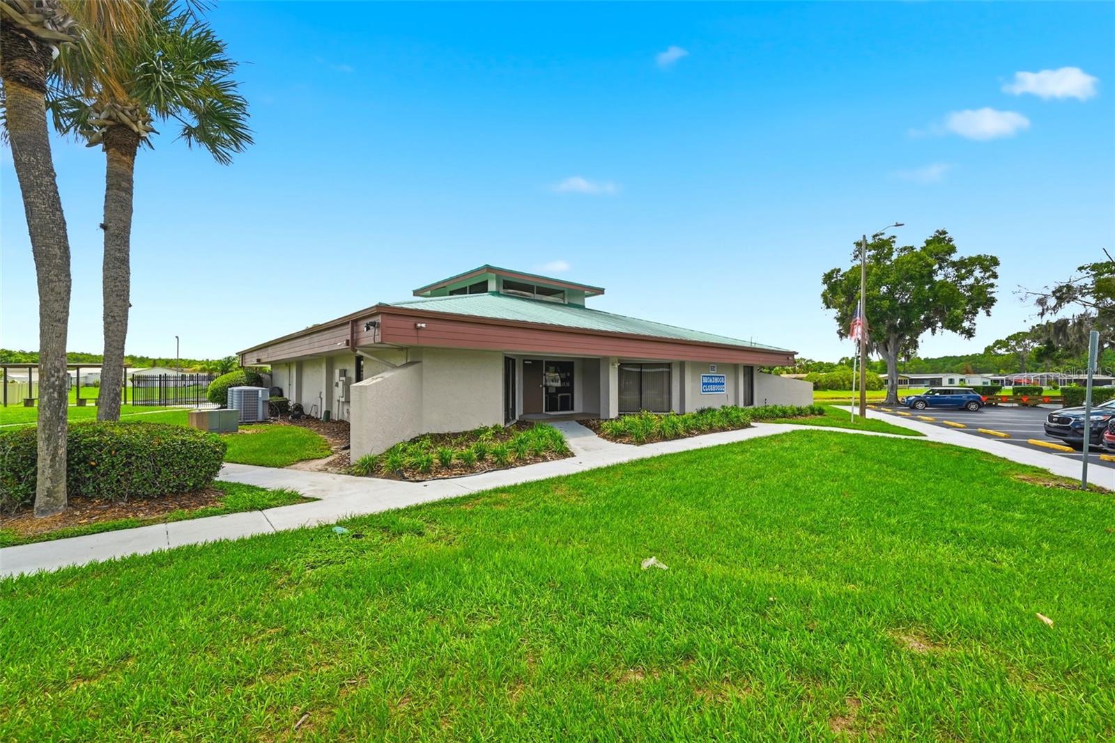 BROADMOOR - Residential