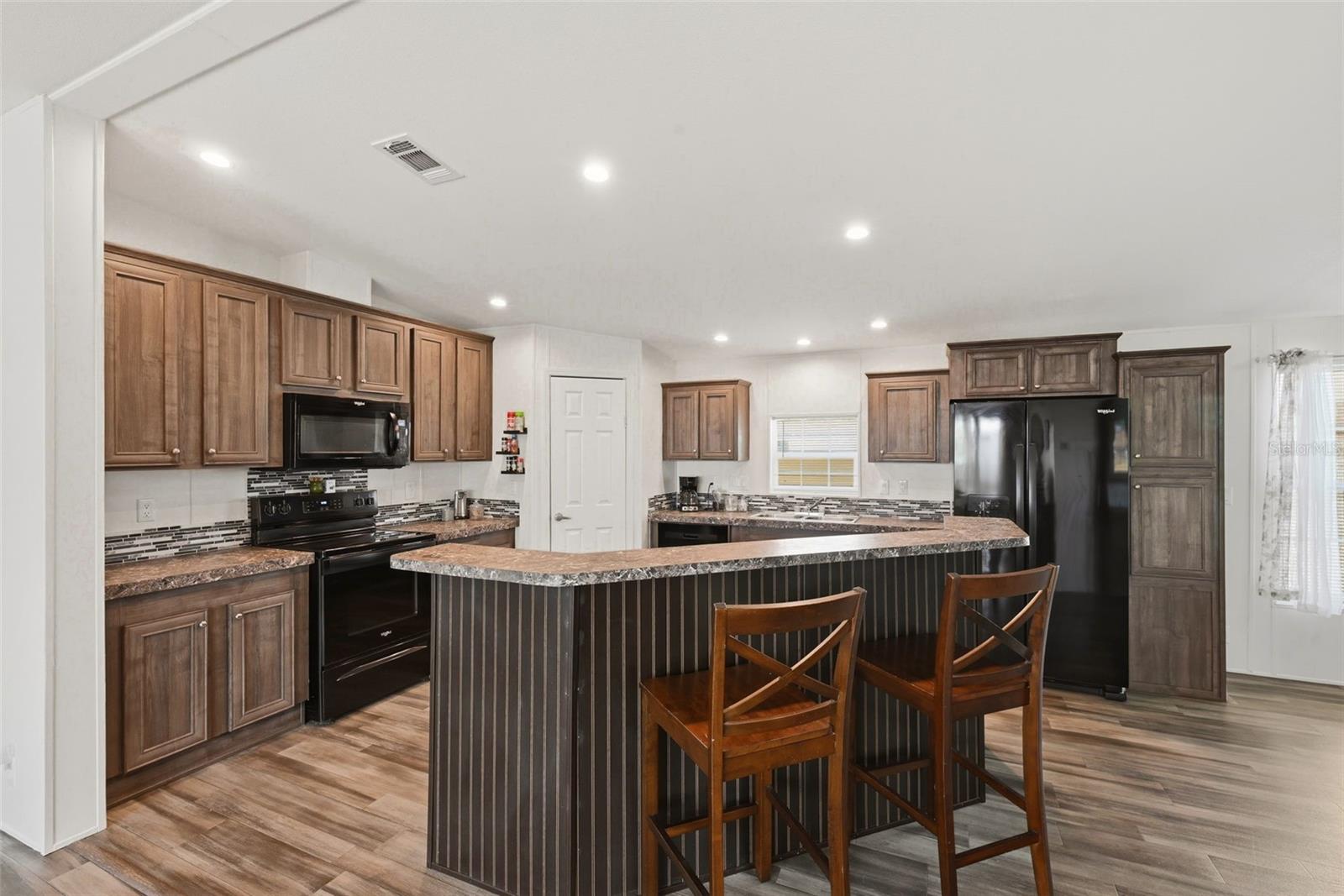 BROADMOOR - Residential