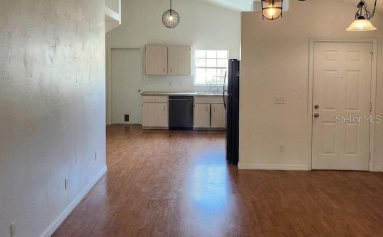 WOODLAKE - Residential Lease