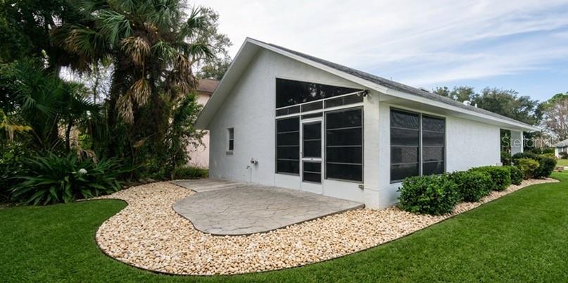 WOODLAKE - Residential Lease