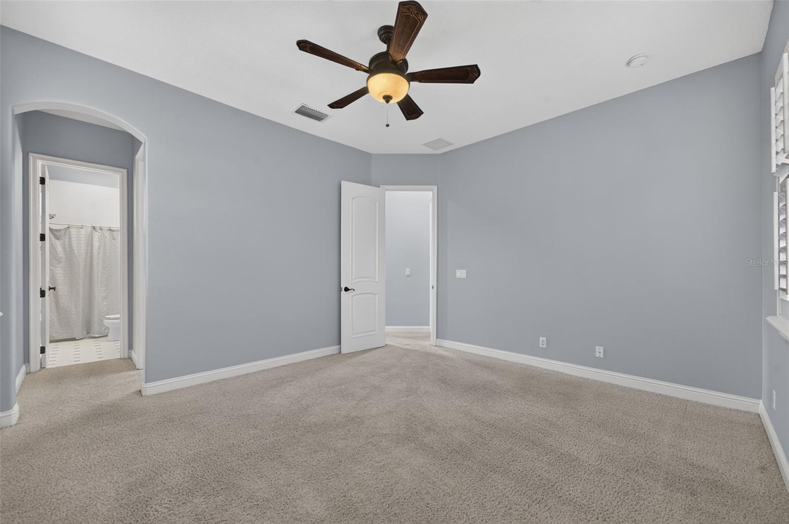 CHARMONT - Residential