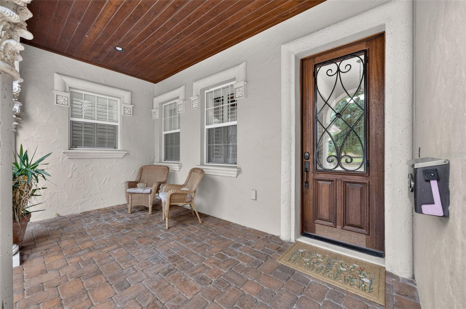CHARMONT - Residential