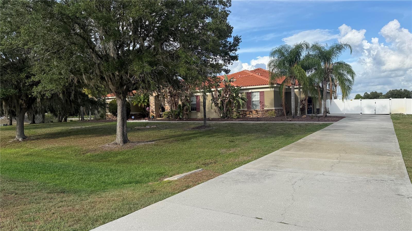RIVERRANCH PRESERVE - Residential