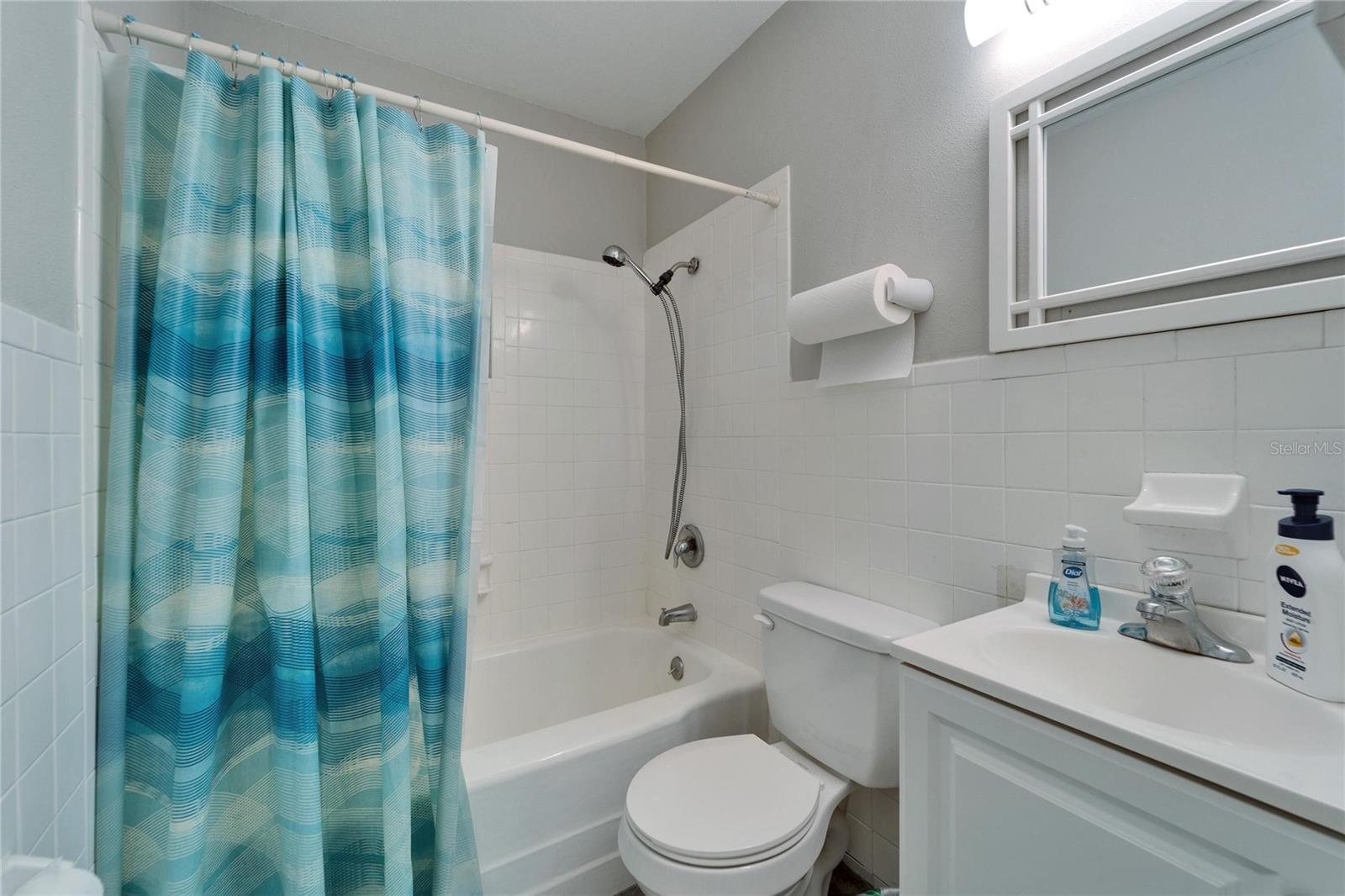 KINGSWAY POULTRY COLONY UNIT N - Residential