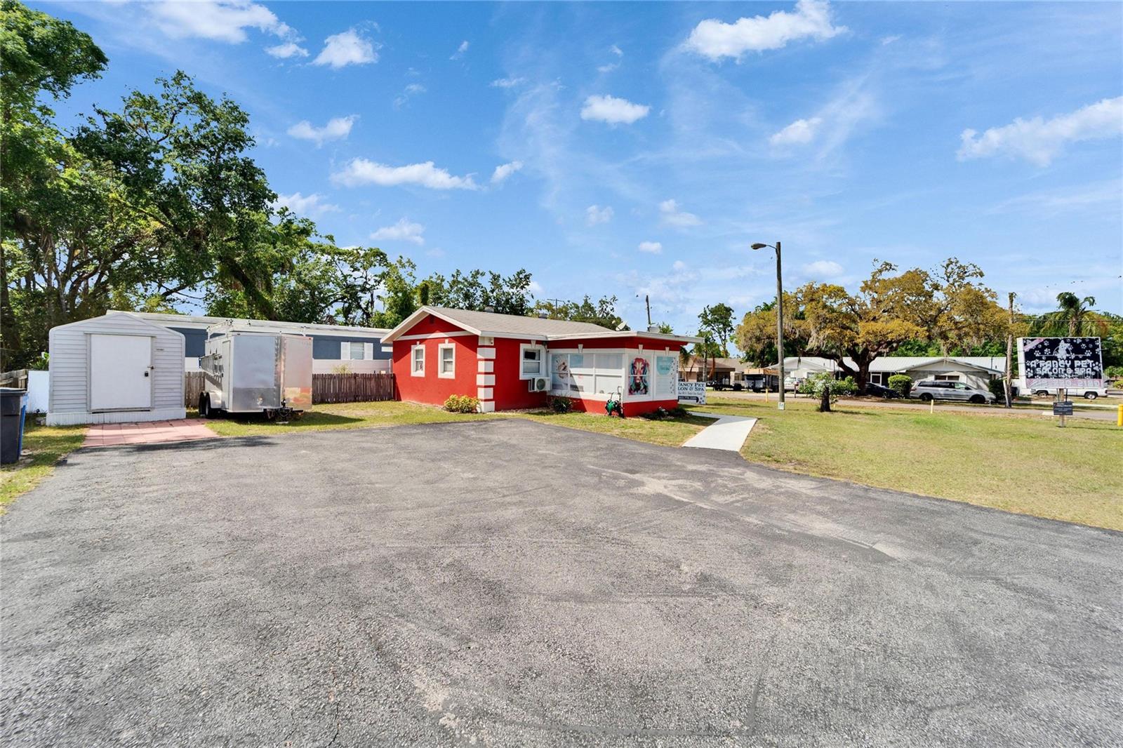 KINGSWAY POULTRY COLONY UNIT N - Residential