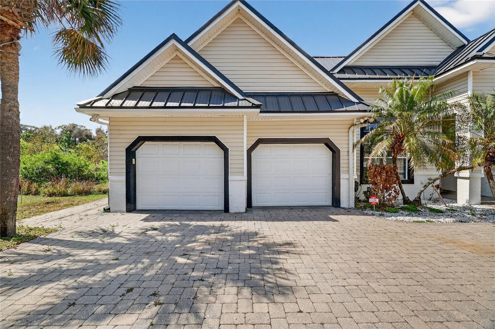 WATERS LAKE MARIAM - Residential