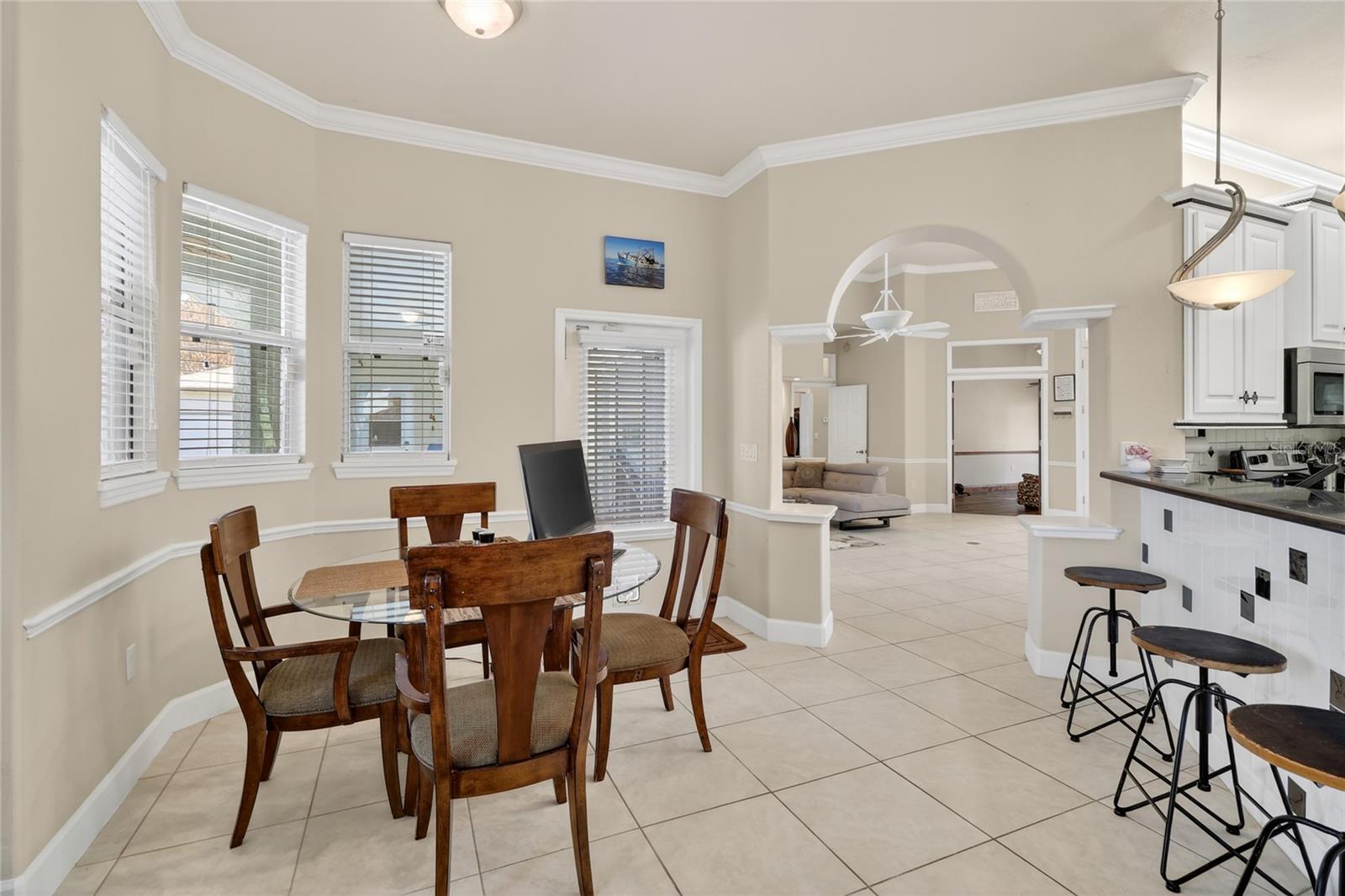 WATERS LAKE MARIAM - Residential