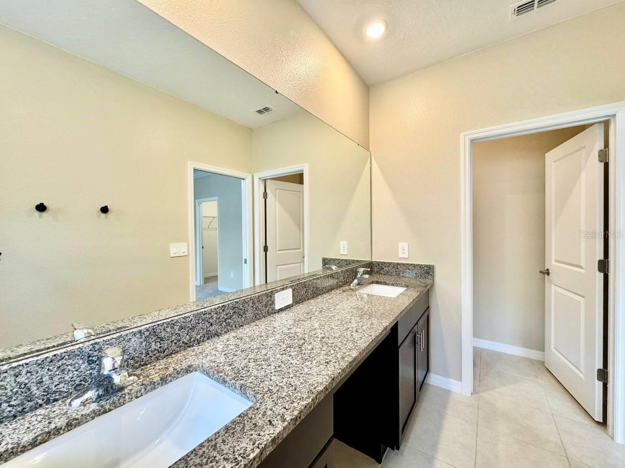 CROSS CRK PRCL B - Residential Lease