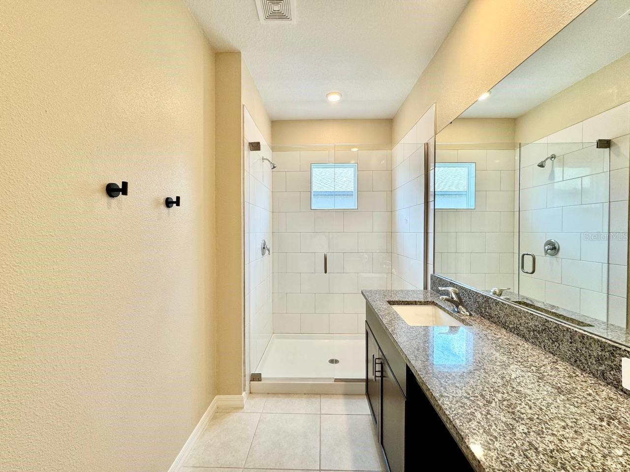 CROSS CRK PRCL B - Residential Lease