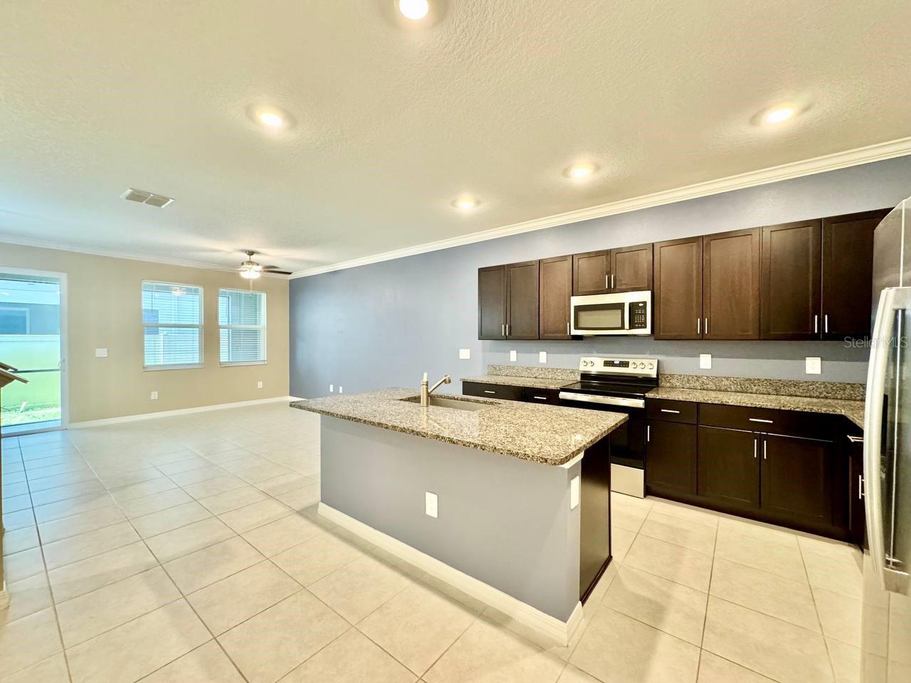 CROSS CRK PRCL B - Residential Lease