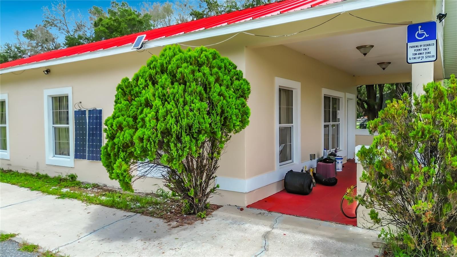 SUNLAND ESTATES - Commercial Sale