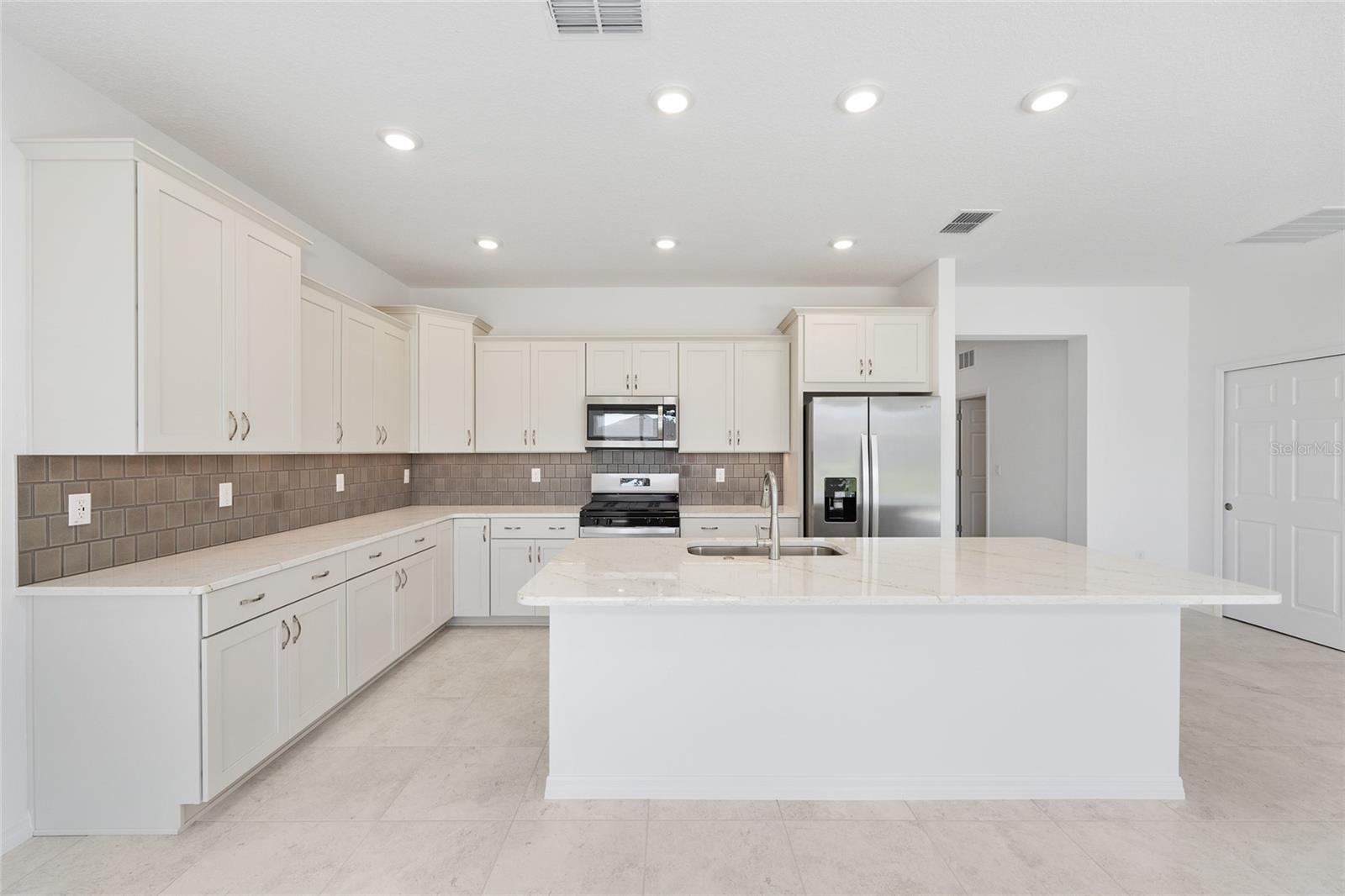 CALESA TOWNSHIP - Residential
