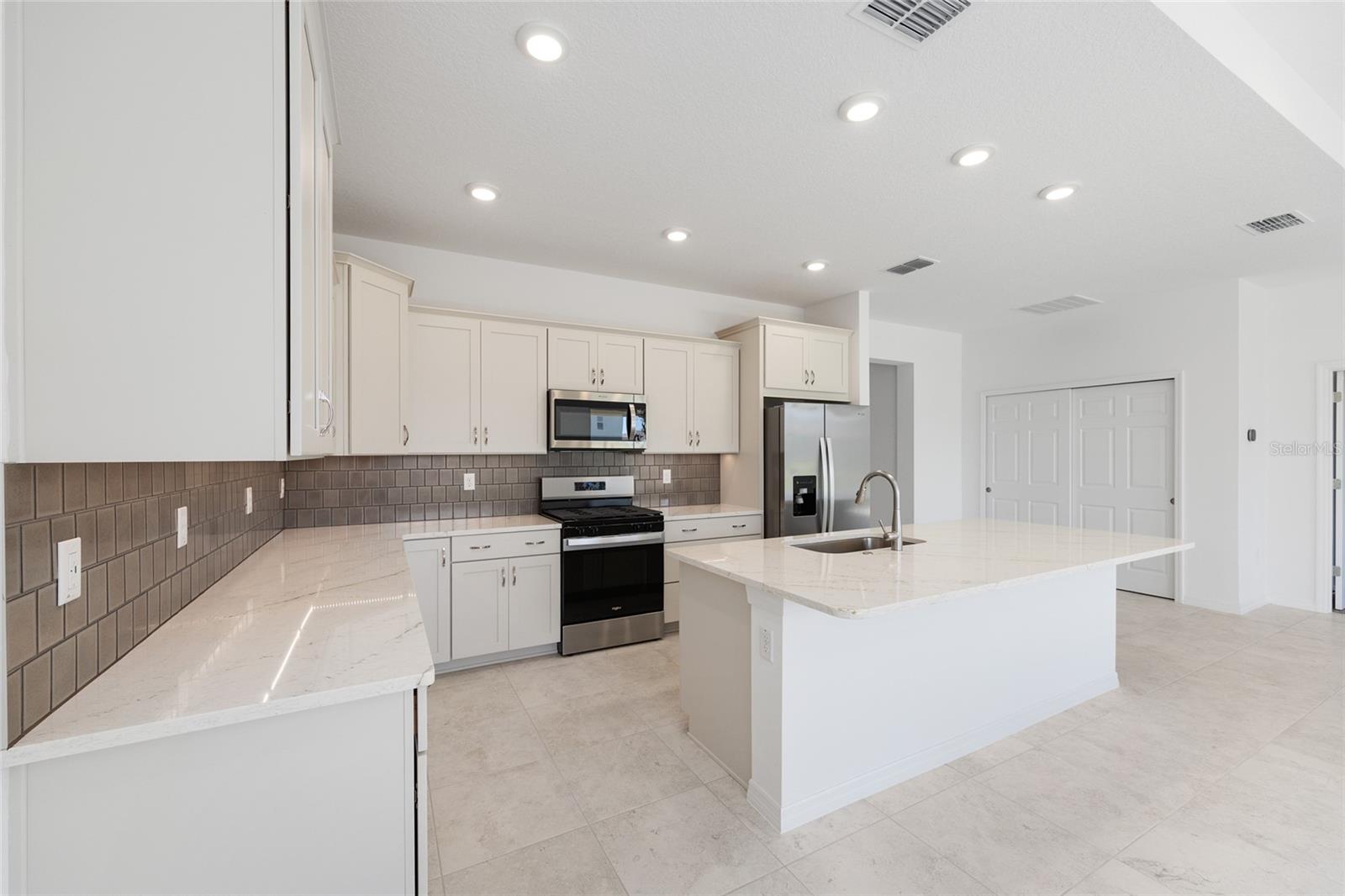 CALESA TOWNSHIP - Residential
