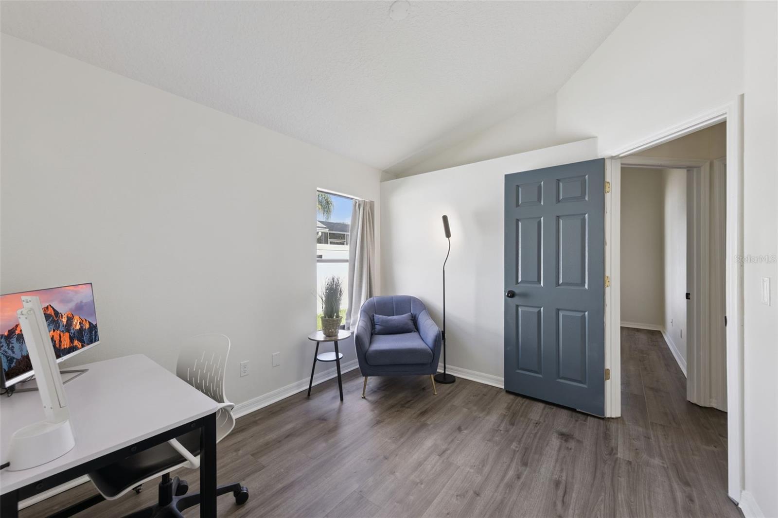 PHILLIPS OAKS - Residential