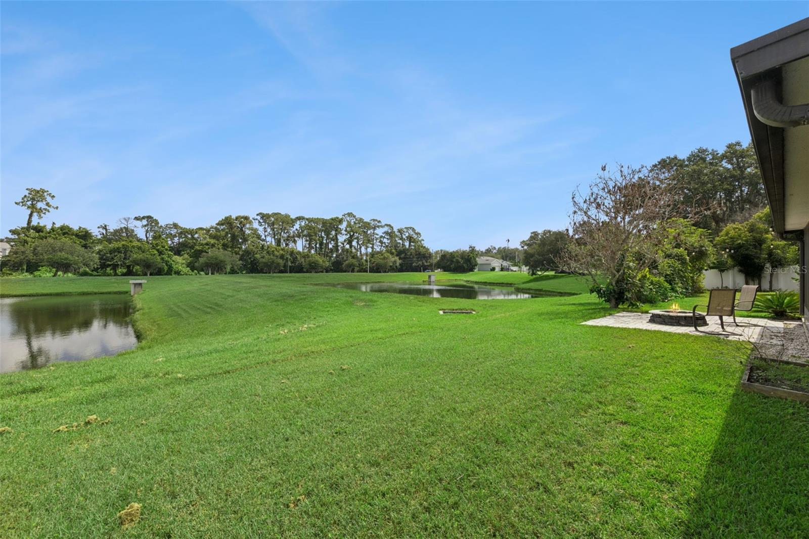 PHILLIPS OAKS - Residential