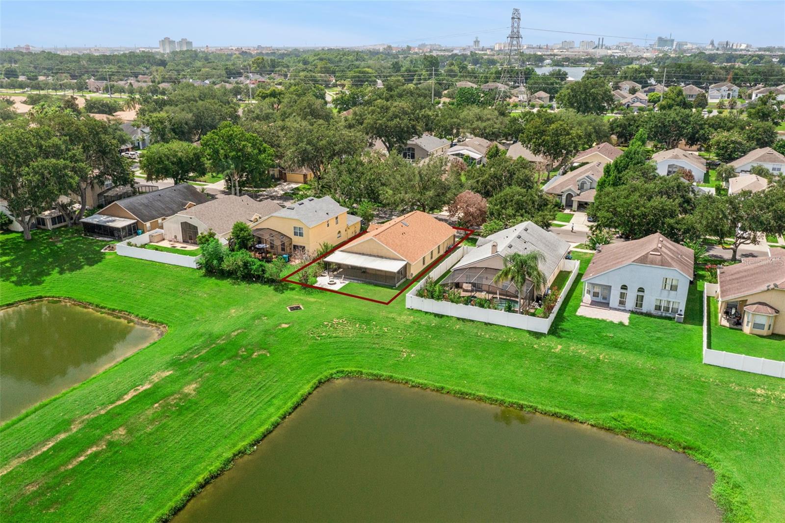 PHILLIPS OAKS - Residential