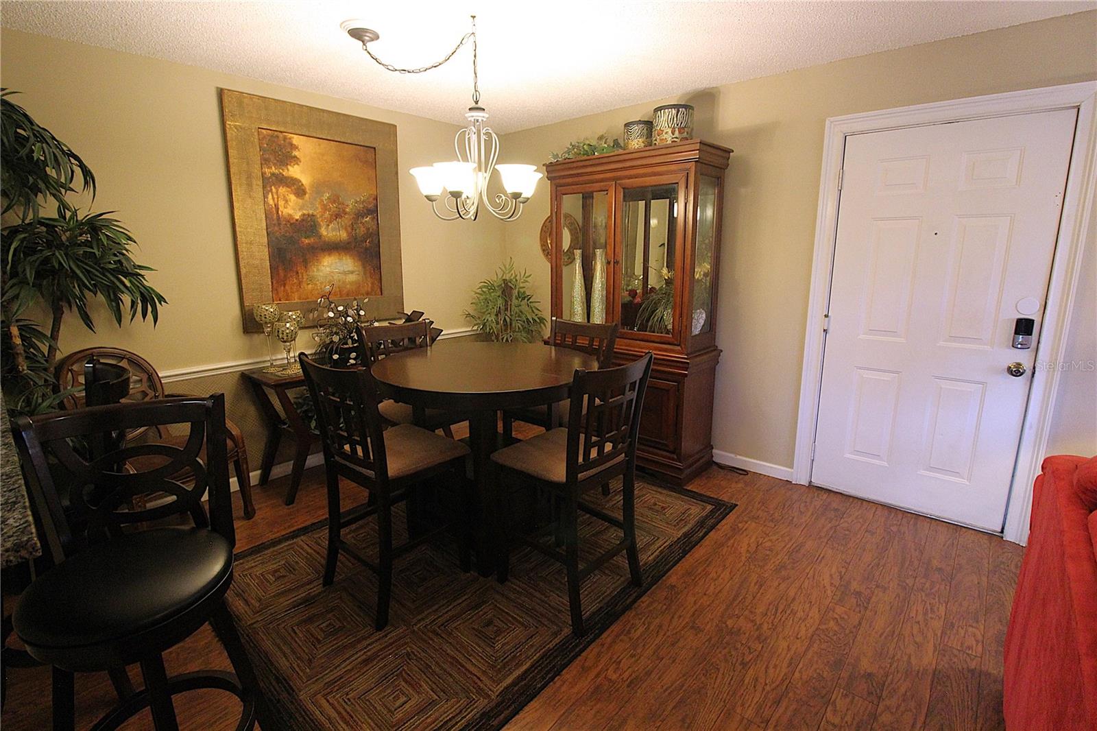 VINTAGE GRAND - Residential Lease
