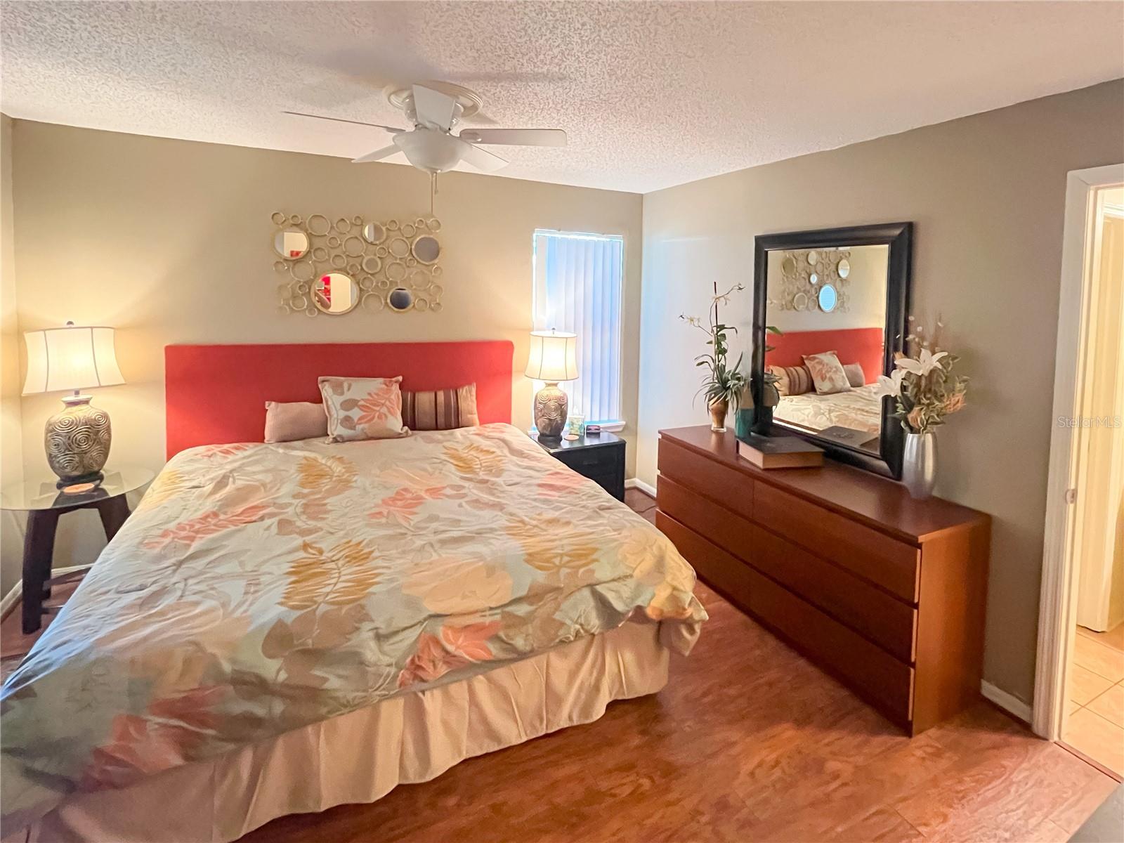 VINTAGE GRAND - Residential Lease