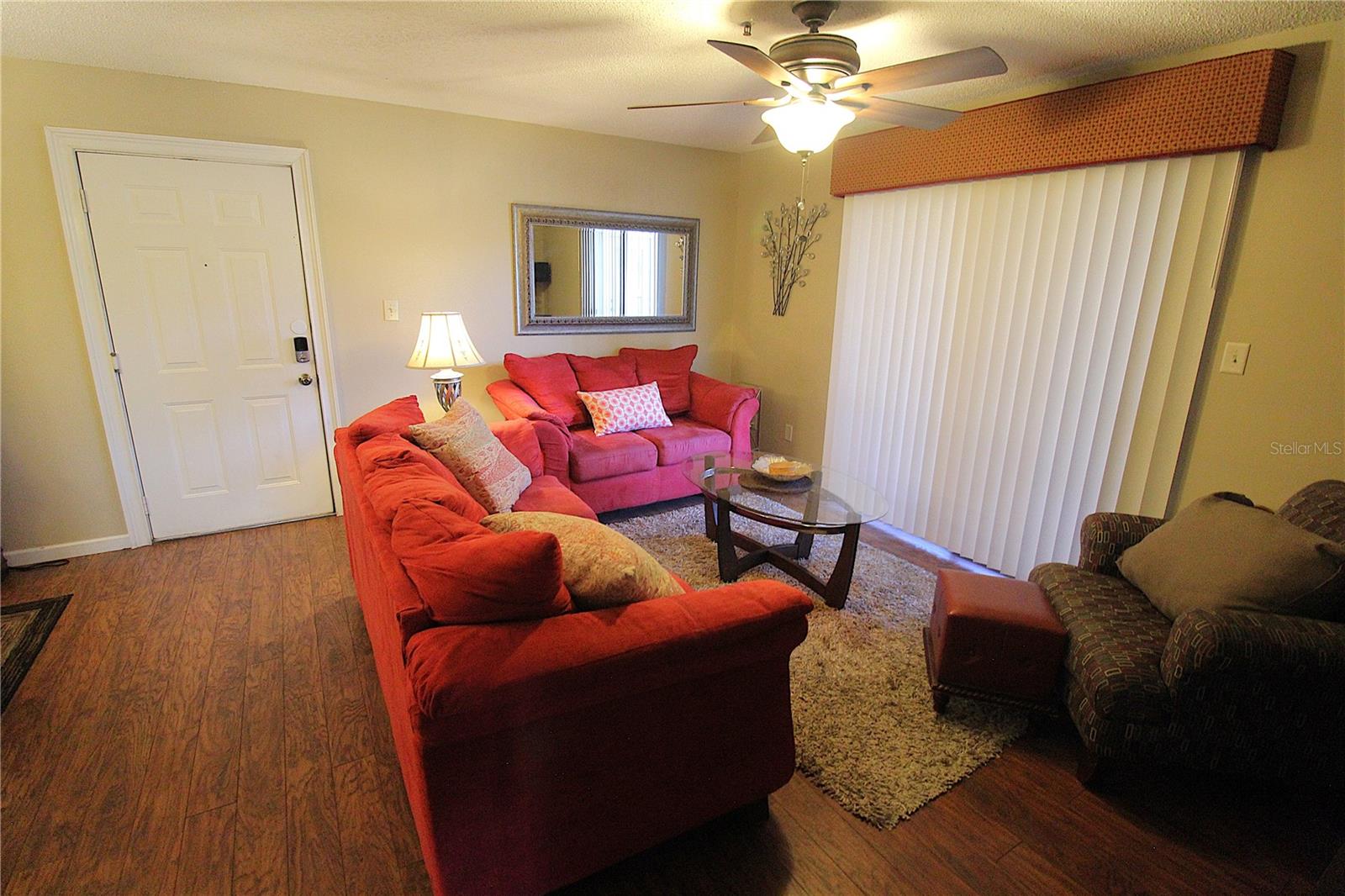 VINTAGE GRAND - Residential Lease