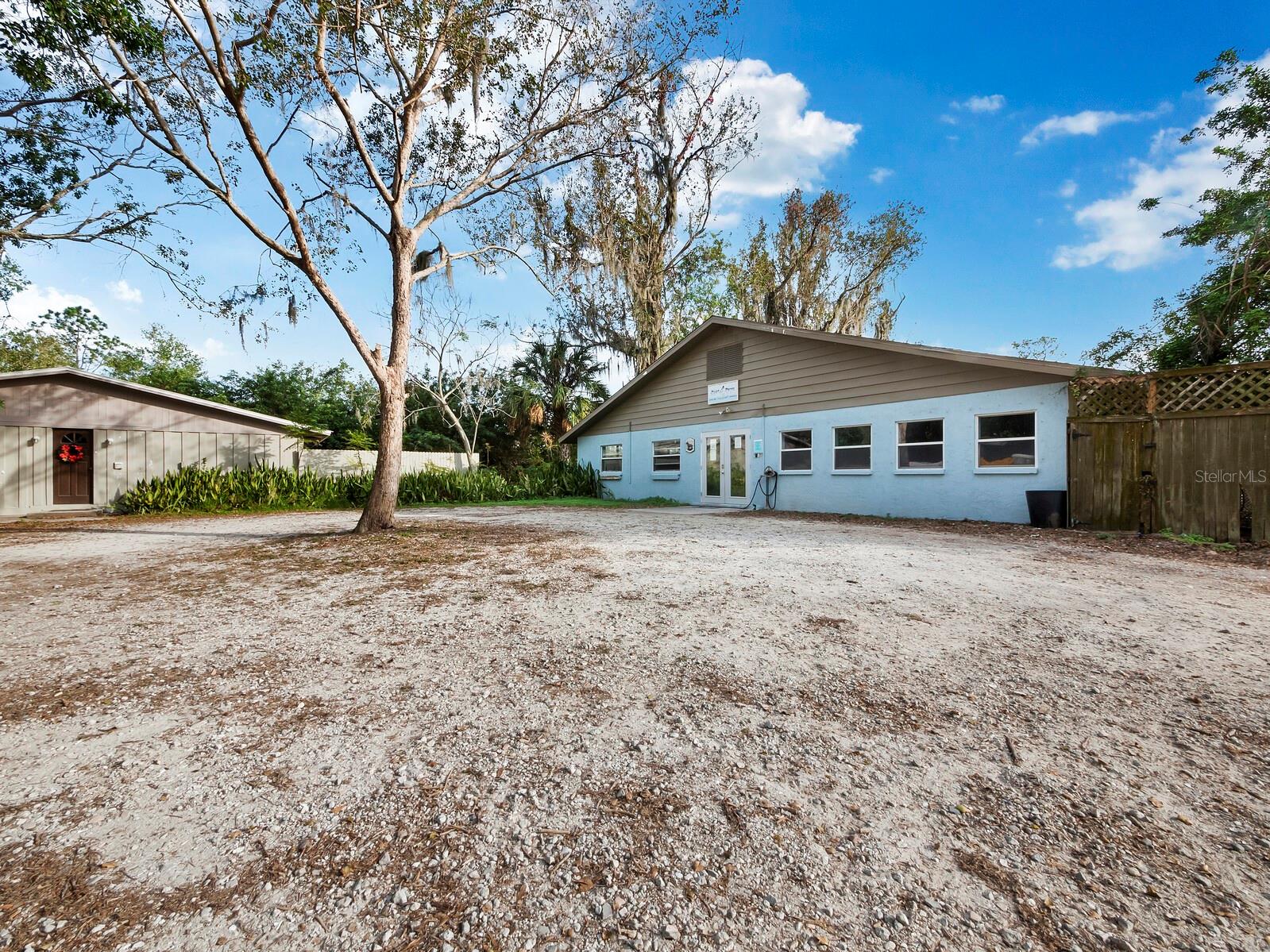 SARASOTA PLANTATIONS - Residential